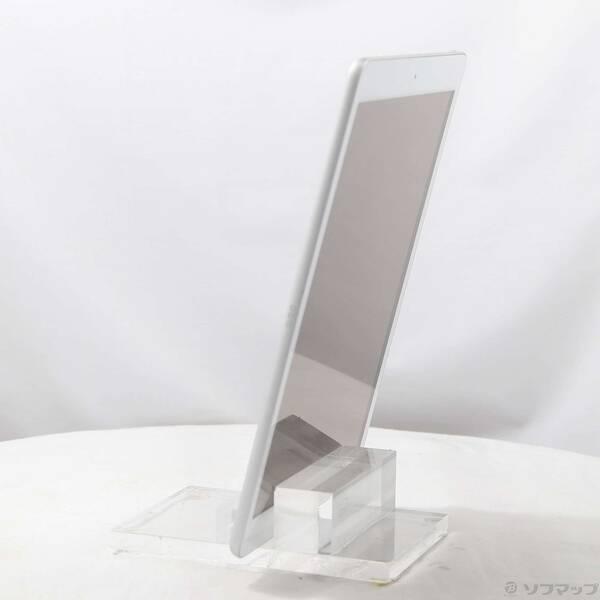〔中古〕Apple(アップル) iPad 第8世代 32GB シルバー MYLA2J／A Wi-Fi〔269-ud〕 |  | 01