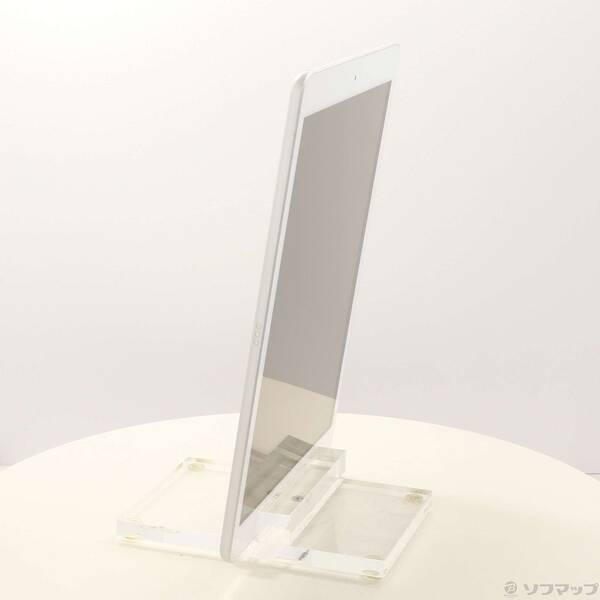 〔中古〕Apple(アップル) iPad 第8世代 32GB シルバー MYLA2J／A Wi-Fi〔297-ud〕 |  | 01