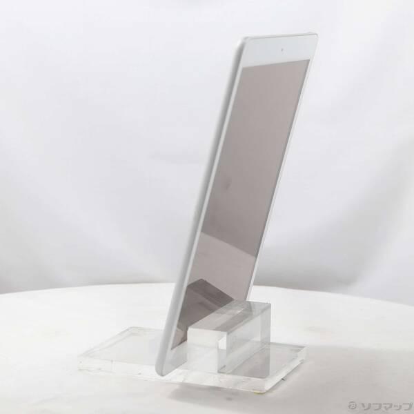 〔中古〕Apple(アップル) iPad 第8世代 32GB シルバー MYLA2J／A Wi-Fi〔269-ud〕 |  | 01