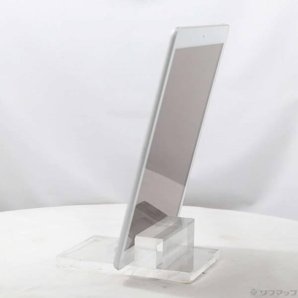 〔中古〕Apple(アップル) iPad 第8世代 32GB シルバー MYLA2J／A Wi-Fi〔305-ud〕 |  | 01
