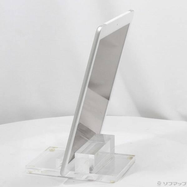〔中古〕Apple(アップル) iPad 第6世代 32GB シルバー MR6P2J／A auロック解除SIMフリー〔352-ud〕 |  | 01