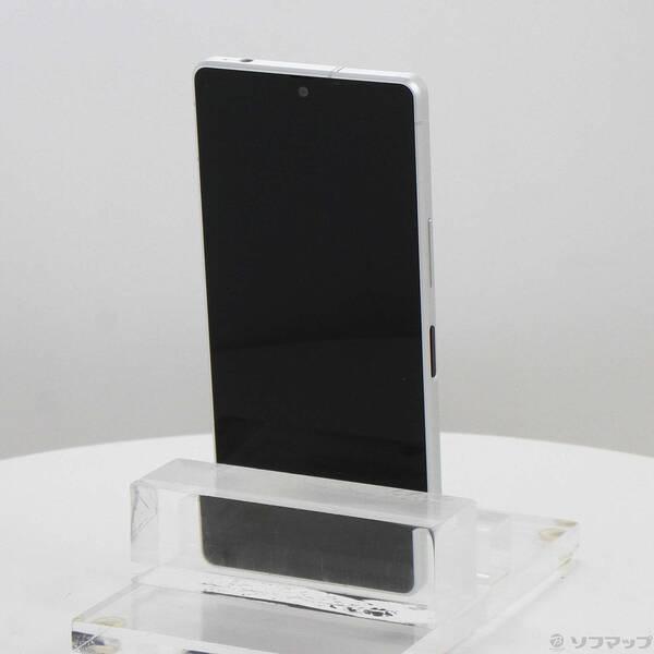 〔中古〕SHARP(シャープ) AQUOS R8 256GB クリーム SH-52D docomo SIMフリー〔368-ud〕 |  | 02