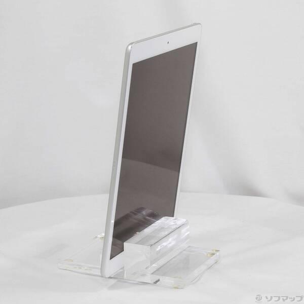 〔中古〕Apple(アップル) iPad 第8世代 32GB シルバー MYLA2J／A Wi-Fi〔305-ud〕 |  | 01