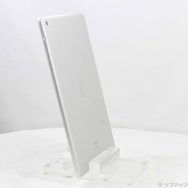 〔中古〕Apple(アップル) iPad 第8世代 32GB シルバー MYLA2J／A Wi-Fi〔371-ud〕 |  | 03