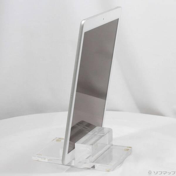 〔中古〕Apple(アップル) iPad 第8世代 32GB シルバー MYLA2J／A Wi-Fi〔262-ud〕 |  | 01