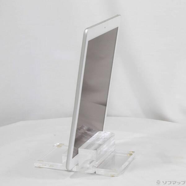〔中古〕Apple(アップル) iPad 第6世代 32GB シルバー MR7G2J／A Wi-Fi〔258-ud〕 |  | 01