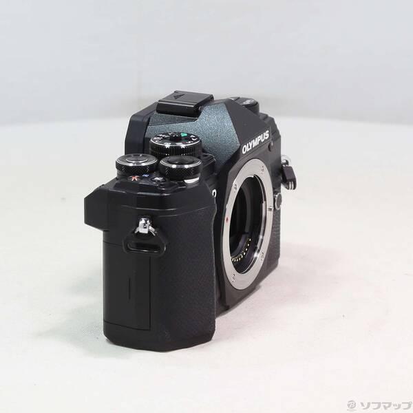〔中古〕OLYMPUS(オリンパス) OM-D E-M5 Mark III ボディ ブラック〔262-ud〕 |  | 03