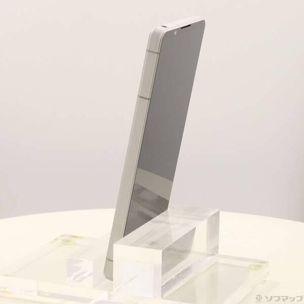 〔中古〕SONY(ソニー) Xperia 1 VI 256GB プラチナシルバー SOG13 au SIMフリー〔262-ud〕 |  | 01