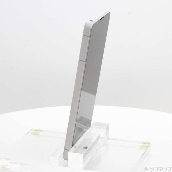 〔中古〕SONY(ソニー) Xperia 1 VI 256GB プラチナシルバー SOG13 au SIMフリー〔258-ud〕 |  | 01