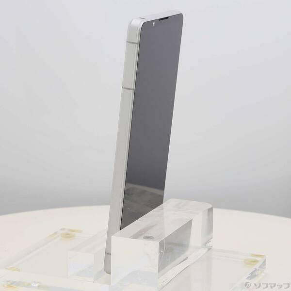 〔中古〕SONY(ソニー) Xperia 1 VI 256GB プラチナシルバー SOG13 au SIMフリー〔269-ud〕 |  | 01