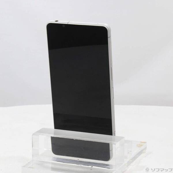 〔中古〕SONY(ソニー) Xperia 1 VI 256GB プラチナシルバー SO-51E docomo SIMフリー〔198-ud〕 |  | 02