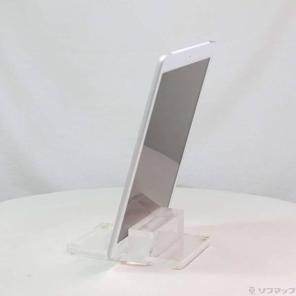 〔中古〕Apple(アップル) iPad 第7世代 32GB シルバー MW6C2J／A auロック解除SIMフリー〔305-ud〕 |  | 01
