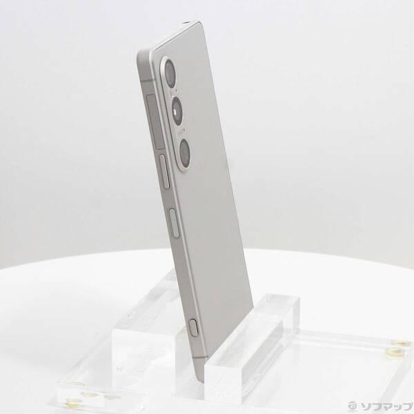 〔中古〕SONY(ソニー) Xperia 1 VI 256GB プラチナシルバー SOG13 au SIMフリー〔344-ud〕 |  | 03
