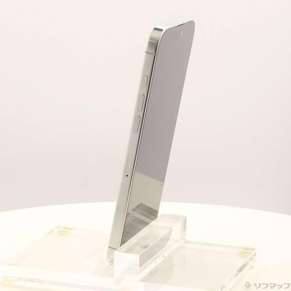 〔中古〕Apple(アップル) iPhone16 Pro Max 256GB ホワイトチタニウム NYWH3J／A SIMフリー〔198-ud〕 |  | 01