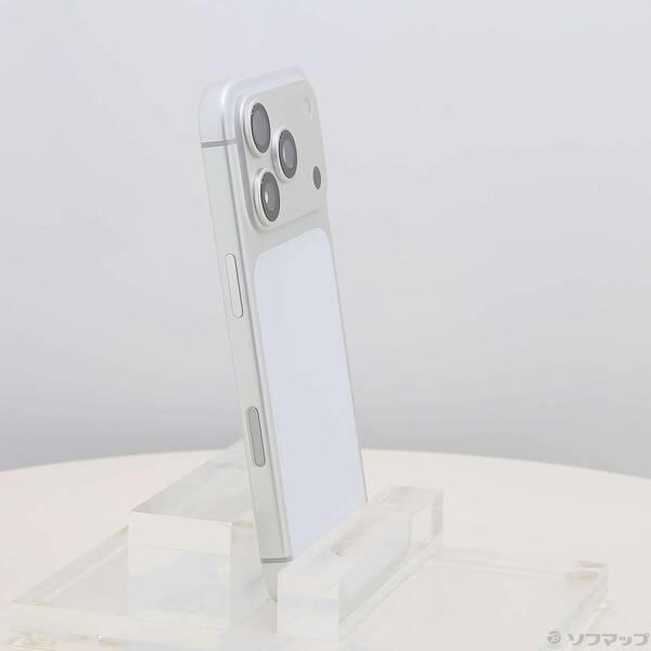 〔中古〕Apple(アップル) iPhone17 Pro 256GB シルバー MG854J／A SIMフリー〔371-ud〕 |  | 03
