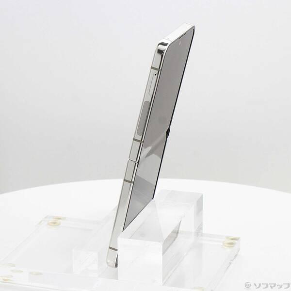 〔中古〕SAMSUNG(サムスン) Galaxy Z Flip5 256GB クリーム SCG23 au SIMフリー〔297-ud〕 |  | 01