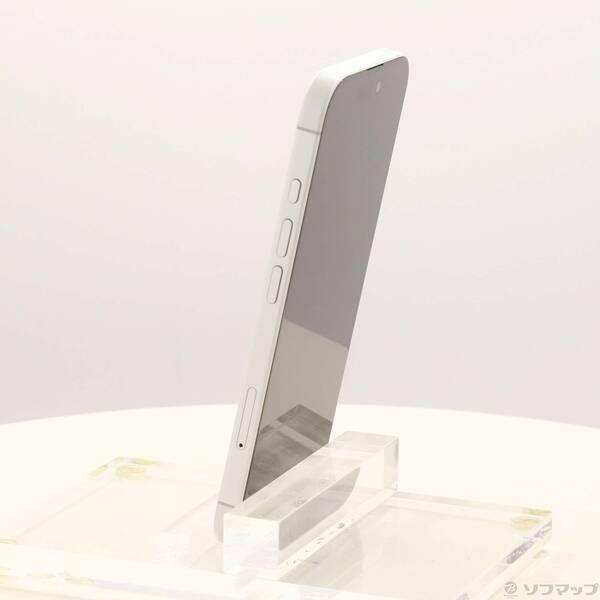 〔中古〕Apple(アップル) iPhone16 256GB ホワイト MYDX3J／A SIMフリー〔198-ud〕 |  | 01