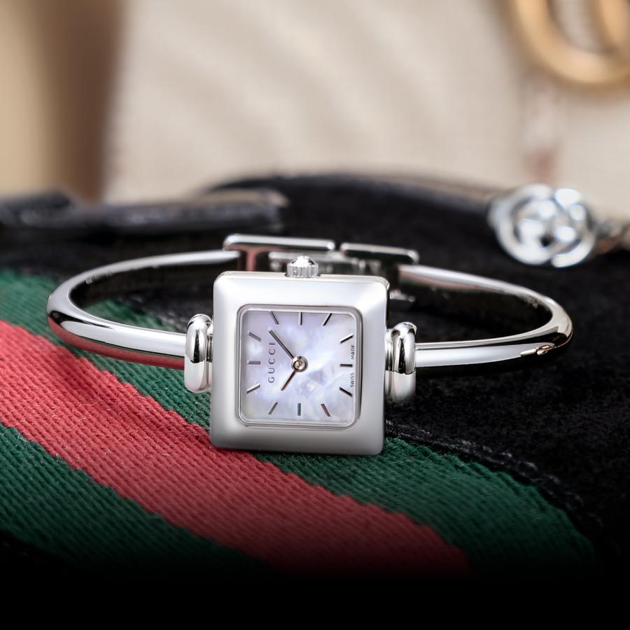 GUCCI 【10%OFFクーポン】【OUTLET】 \期間限定50%OFF GUCCI 【10%OFFクーポン】【OUTLET】 \期間限定50%OFF