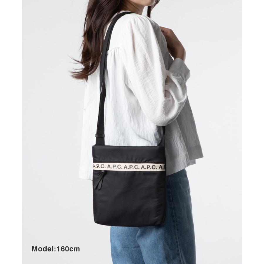 【希少】A.P.C. メッセンジャーバッグ　ショルダー A.P.C. APC アーペーセー PAACL H61384 ショルダーバッグ メンズ