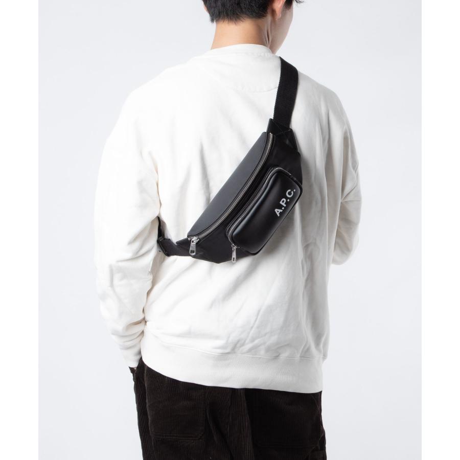 ✨️未使用級✨A.P.C. アーペーセー ボディバッグ ウエストバッグ レザー アーペーセー (アー・ペー・セー) ボディバッグ/ベルトバッグ