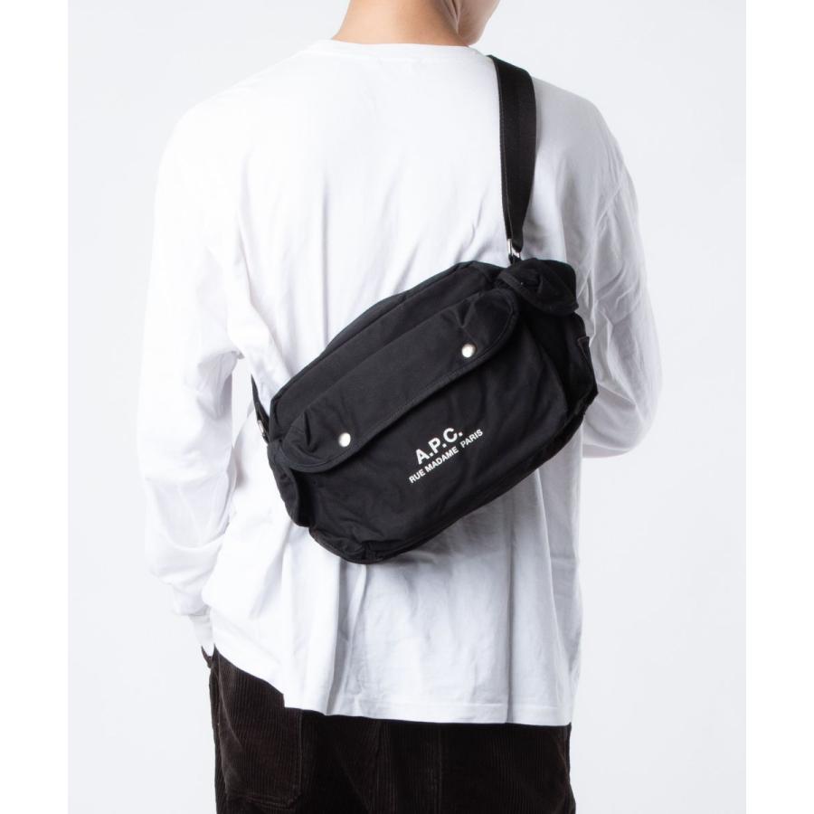 A.P.C. ブラック ボディバッグ A.P.C - 新品 アーペーセー A.P.C. ウエストバッグ・ボディ
