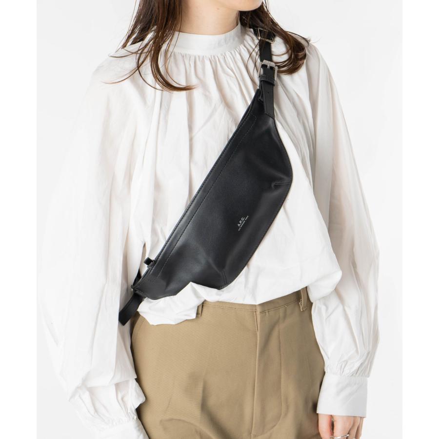 最終値下げ！　A.P.C. ボディバッグ　　ウエストポーチ　美品 A.P.C.（アーペーセー） A.P.C ボディバッグ PAACL H62165 メンズ
