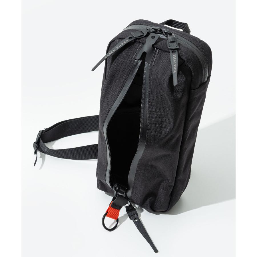 BLACK EMBER ブラックエンバー TKS ボディバッグ メンズ バッグ BLACK EMBER ブラックエンバー TKS ボディバッグ メンズ バッグ