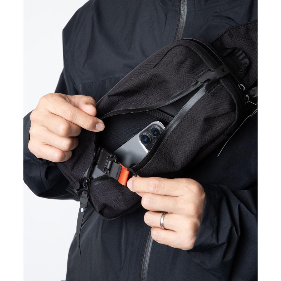 BLACK EMBER ブラックエンバー TKS ボディバッグ メンズ バッグ BLACK EMBER ブラックエンバー TKS ボディバッグ メンズ バッグ