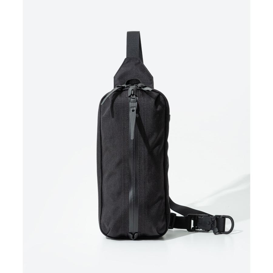 BLACK EMBER ブラックエンバー TKS ボディバッグ メンズ バッグ BLACK EMBER ブラックエンバー TKS ボディバッグ メンズ バッグ