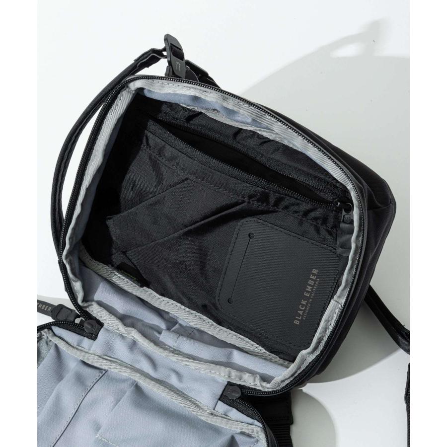 ブラックエンバー コンパック　Kompak ショルダーバッグ ネイビーカラー BLACK EMBER ブラックエンバー KOMPAK コンパック ショルダー