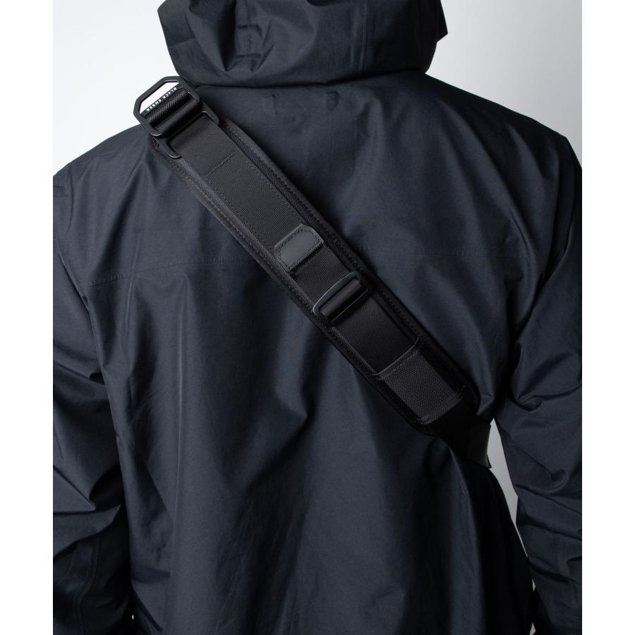 ブラックエンバー BLACK EMBER GRIP SLING ボディバッグ メンズ バッグ グリップスリング ショルダーバッグ ミニマル 防水 ナイロン ブラック 爆買の画像
