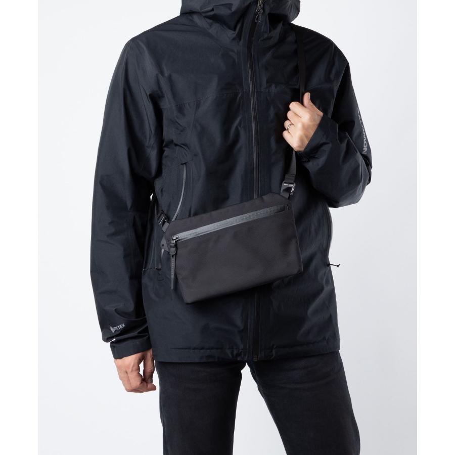 【極美品】BLACK EMBER ショルダーバッグ ブラック 楽天市場】【ポイント10倍！11/27 01:59まで】BLACK EMBER（ブラック