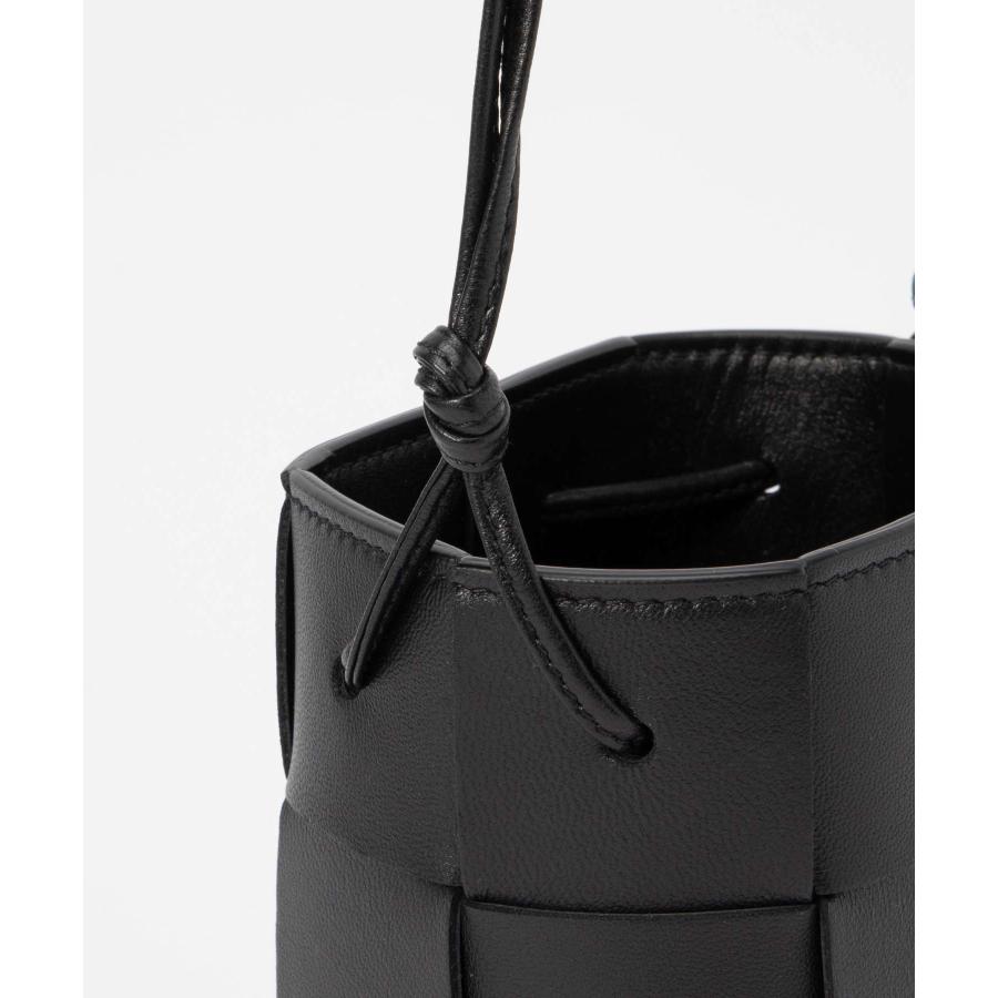 BOTTEGA VENETA ボッテガ・ヴェネタ 680217 斜め掛け ショルダーバッグ ブラック レディース ボッテガ・ヴェネタ 斜め掛け ショルダーバッグ レディース ブランド
