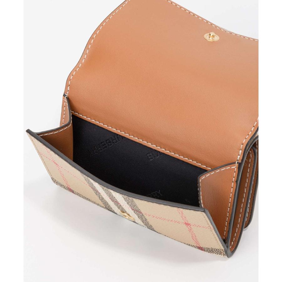 【BURBERRY】バーバリーレディース Amazon.co.jp: バーバリーWatch, Women 's Swiss Haymarket