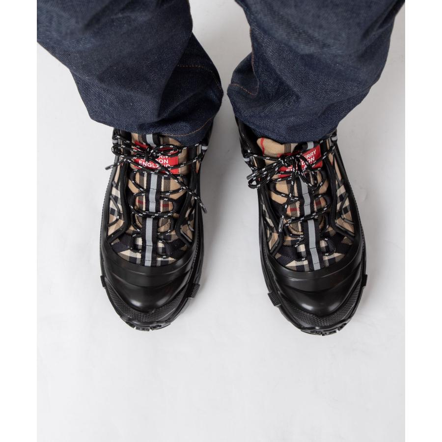 BURBERRY バーバリー 8056921 スニーカー メンズ シューズ