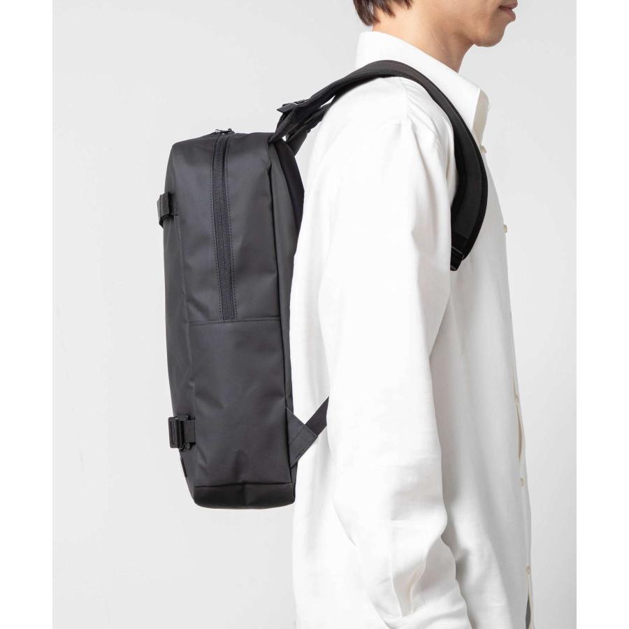 ディービー Db Journey Daypack デイパック Backpack 17L バックパック 1000502 リュックサック ユニセックス バッグ 爆買 |  | 15
