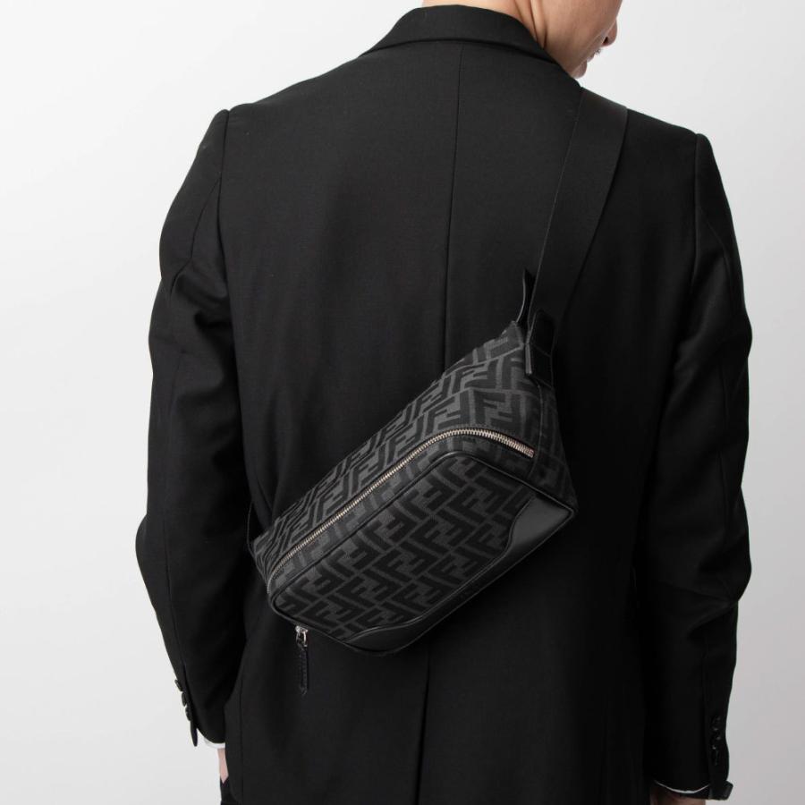 【美品】FENDI ボディバッグ・ウエストポーチ フェンディ FENDI バッグ ボディバッグ ベルトバッグ ウエストポーチ
