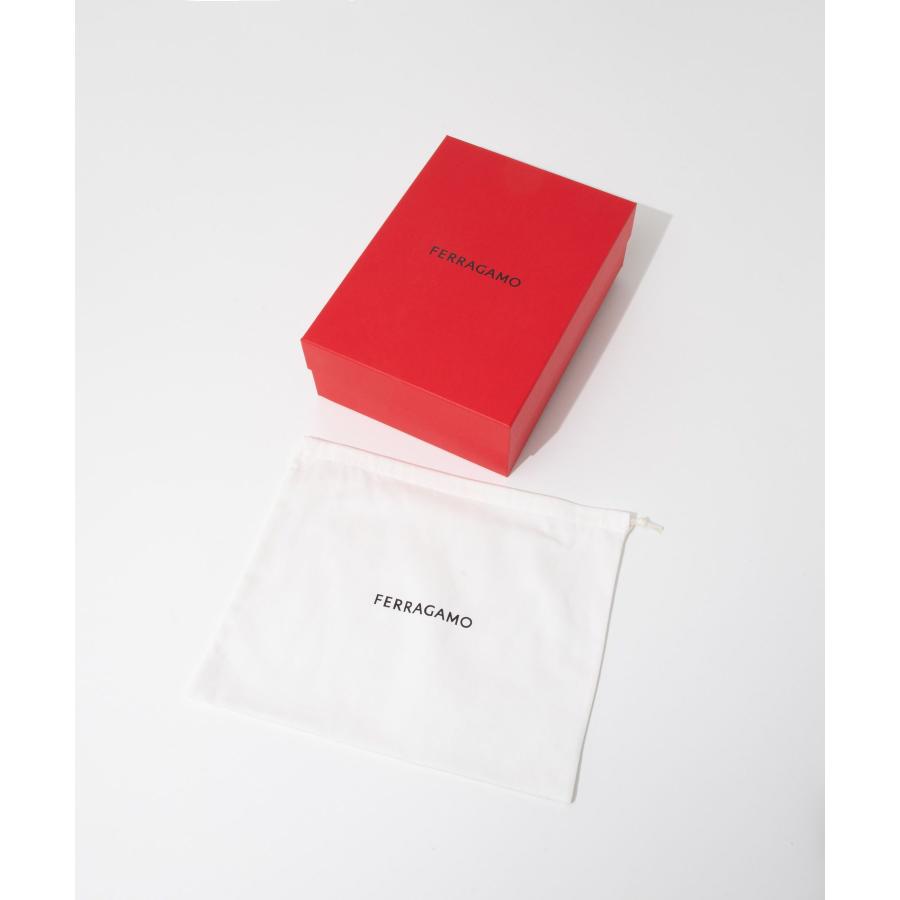 専用出品 FERRAGAMO（フェラガモ） サルヴァトーレ Salvatore Ferragamo 212970