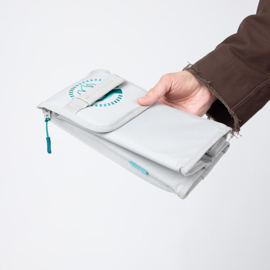 フュアーハンドランタン276 FEUER HAND カスタム　ケース付き FEUERHAND」から276用ケースと特注ランタンスタンドが新発売