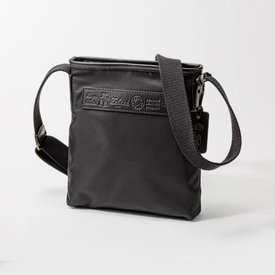 Felisi（フェリージ） Felisi 19/66 DS ショルダーバッグ メンズ