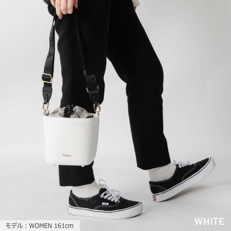 フルラ ショルダーバッグ ヴェルティージネ WB00332 中古 ホワイト レザー FURLA 【中古】 | 替えバッグ付き 白 バック 肩掛け レディース ファッション 鞄 カバン ブランド Aランク FURLA（フルラ） FURLA WB00332 BX0006 ショルダーバッグ レディース