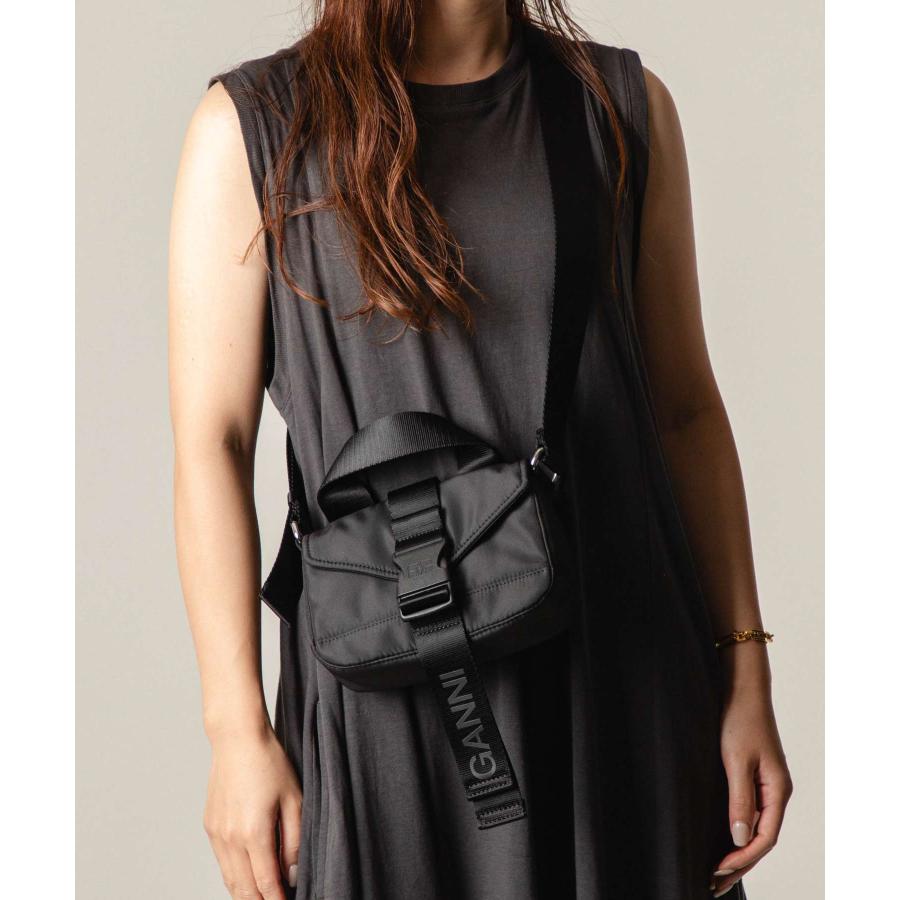 GANNI ミニショルダーバッグ ガニー GANNI GANNI ショルダーバッグ Recycled tech Mini Tote