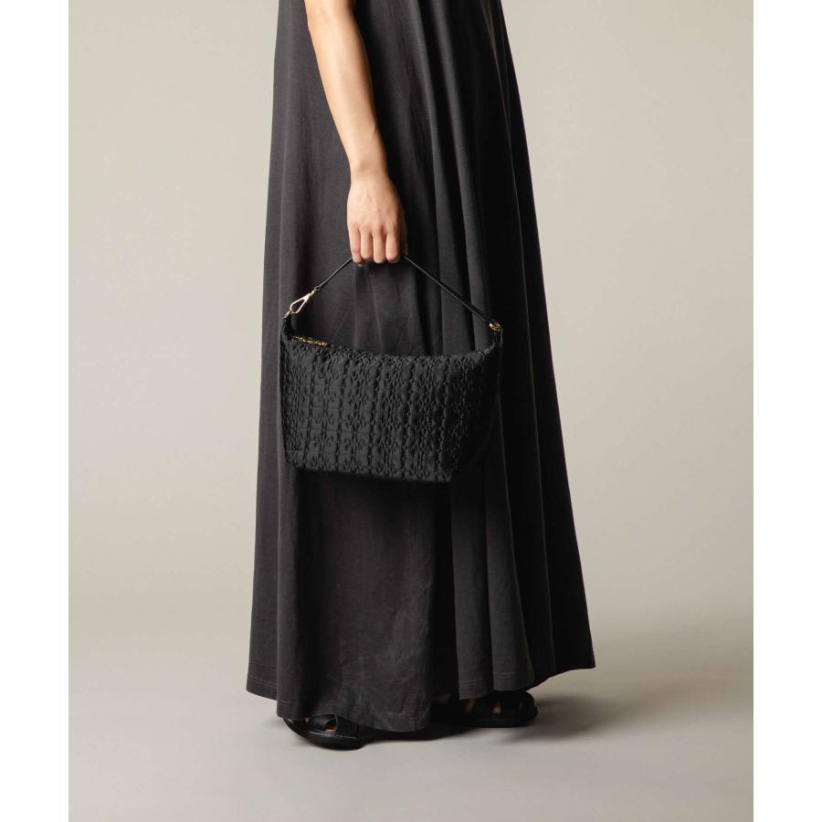 GANNI（ガニー） GANNI BUTTERFLY MEDIUM POUCH SATIN A5217 5893 99