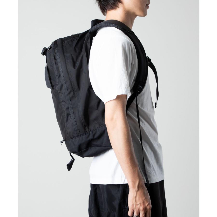 グレゴリー GREGORY 1500641041 バックパック DAY PFM V2 メンズ バッグ デイパック クラシック リュックサック 26L 黒 通勤 通学 旅行 アウトドア 爆買 | GREGORY | 02