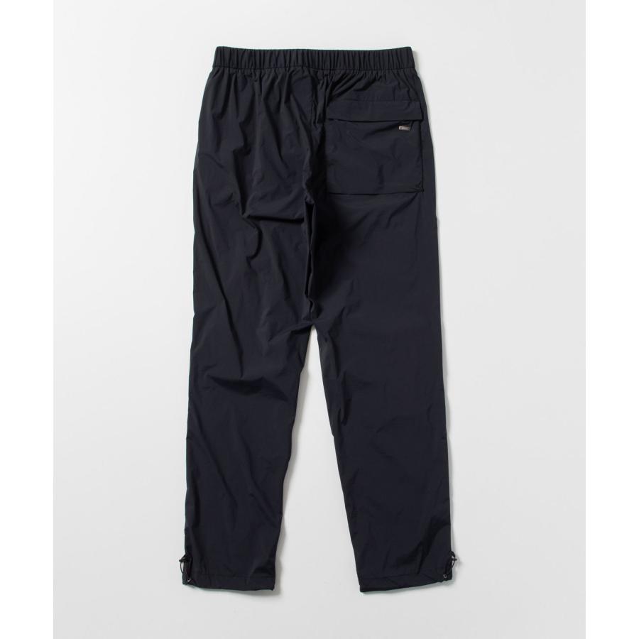 HERNO（ヘルノ） HERNO PT000041U 12431S ロングパンツ LIGHT NYLON