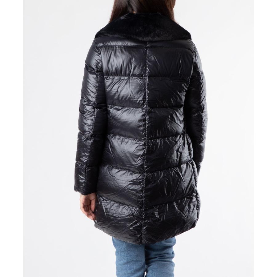 ★Herno ダウンジャケット フード付き 極美品★ HERNO（ヘルノ） ダウンジャケット PI001949D 12414Z レディース