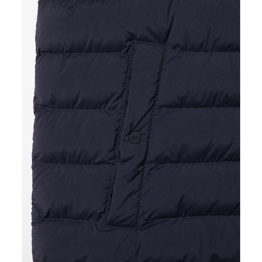 ヘルノ HERNO RESORT リゾート JACKET IN LIGHT STRETCH NYLON ライト ストレッチナイロン PC00019UR 12431SZ ダウンジャケット メンズ アウター 爆買の画像