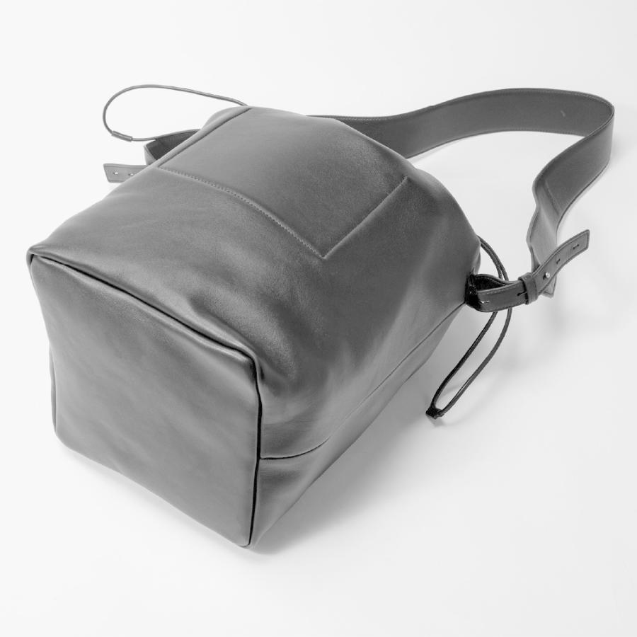 ジルサンダー パンチングショルダーバッグ ワンショルダー ショッパー型 グレー JIL SANDER（ジルサンダー） ショルダーバッグ TANGLE タングル SM