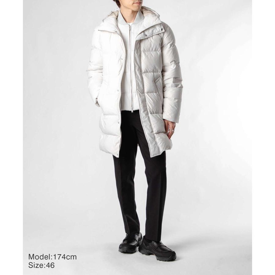 LARDINI（ラルディーニ） LARDINI IVKORY IVC63632 ダウンジャケット