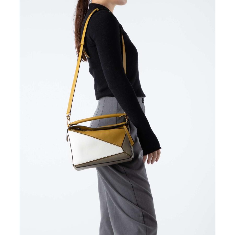 LOEWE ロエベ A510S21X55 ハンドバッグ PUZZLE SMALL BAG LOEWE ロエベ A510S21X55 ハンドバッグ PUZZLE SMALL BAG